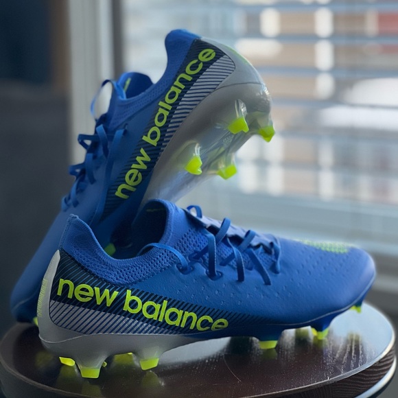 New balance V7 Pro FG. Soccer Cleat. - Picture 3 of 3
